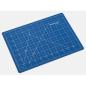 Preview: Westcott schneidematte a4 e-4600400 blau 300x220x3mm - Westcott-e-4600400-4027521460041-02.jpg