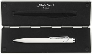 CARAN D'ACHE Roller 849 0.7mm 846.502 weiss, mit Metalletui