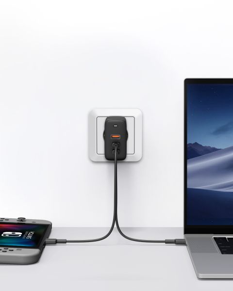 AUKEY Omnia Mix3 90W 3-Port PD GaN PA-B6S Bundle 3-Port 2xUSB-C&1xUSB-A&Cable