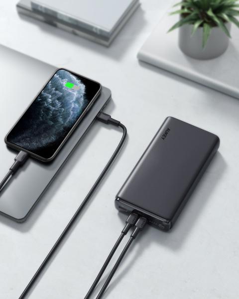 Aukey sprint ultra 26800mah powerb pb-y24 65w,2xusb-c,1x usb-a - Aukey-pb-y24-0608119198153-03.jpg