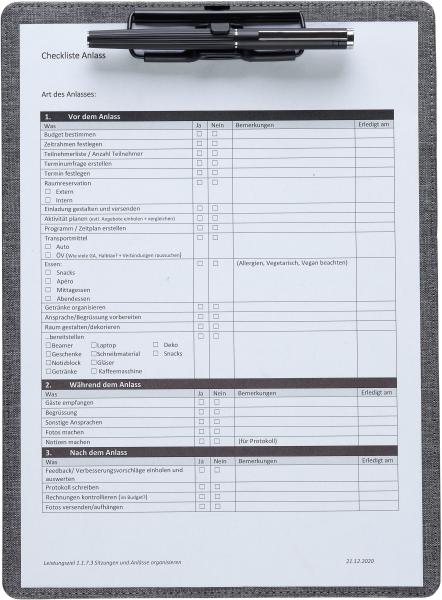 KOLMA Klemmbrett A4 06.007.03 hoch grau 32x23cm