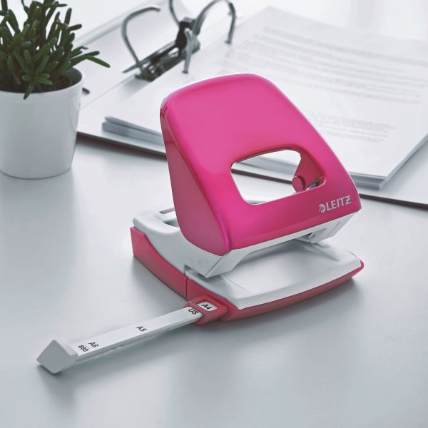 LEITZ Bürolocher NewNeXXt WOW 5.5mm 50082023 pink für 30 Blatt