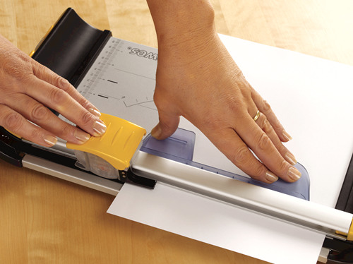 FELLOWES Rollenschneidemaschine 5410301 Proton A3 / 10 Blatt